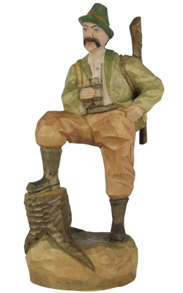 Forester, colored and carved, 26 cm by Schnitzkunst aus dem Erzgebirge